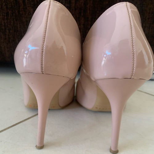 Patent leather pumps 9cm pink, like new
