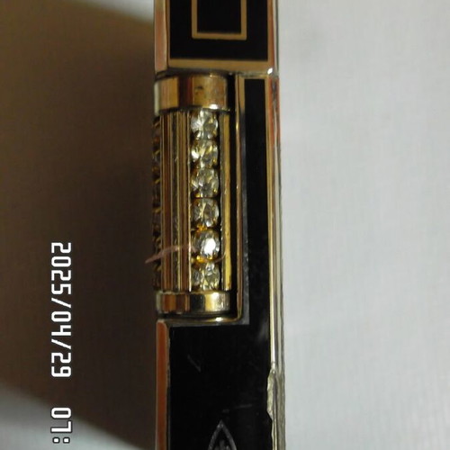 Lighter like new