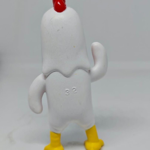 Stumble Guys Chicken Figurine like new, 5-6cm collectible