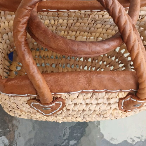 Straw city handbag like new, beige and brown