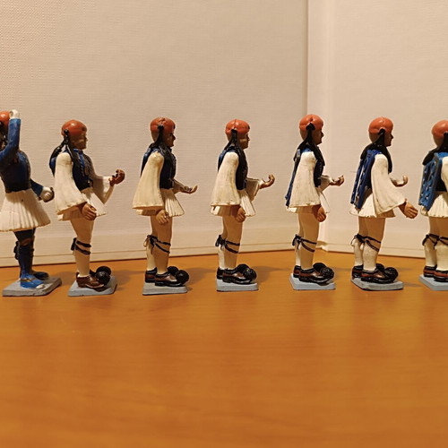 Evzones figures used, set of 7, Athina with dark blue fermeli