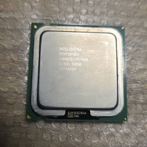 Intel Pentium 4 like new, 1core/1thread, Socket 478, 2.4GHz