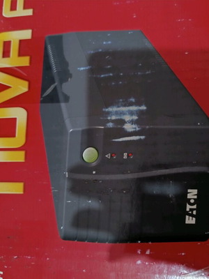 Black UPS like new