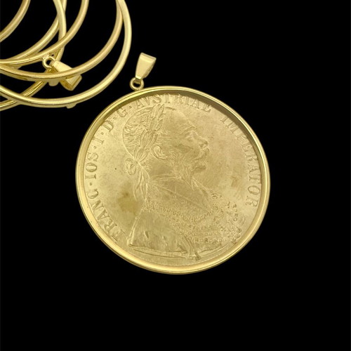 Austrian Doubla Pentoliro New with 925 Silver Gilded Wreath