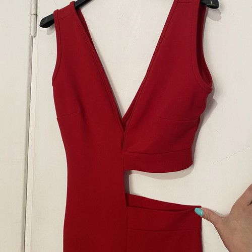 One-piece jumpsuit red, like new, elastic fabric, side cut