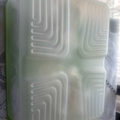 Tupperware 10l smart cooling container like new
