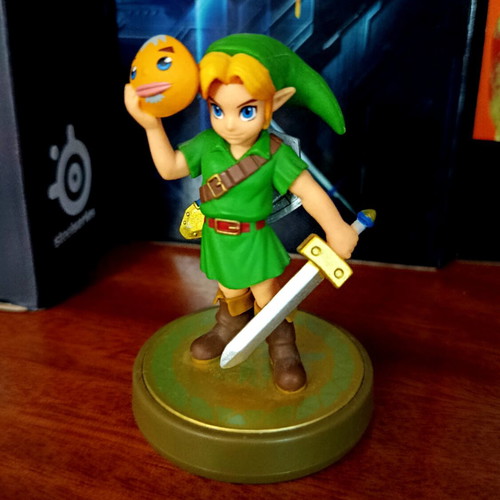 Nintendo Amiibo Super Smash Bros Majora's Mask Zelda like new