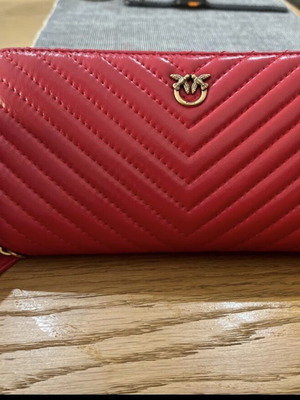 Pinko Ryder Zip-around Chevron πορτοφόλι μεταχειρισμένο, κόκκινο δέρμα