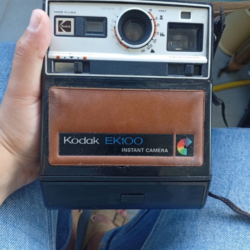 Kodak EK100 Instant Camera used with original box