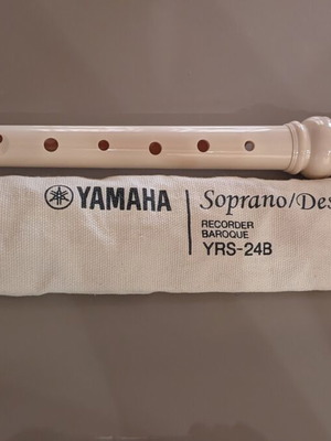 Yamaha YRS-24B φλογέρα σοπράνο με μπαρόκ δακτυλισμό
