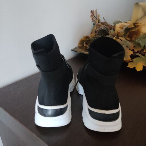 Athletic boot like new, size 37, black