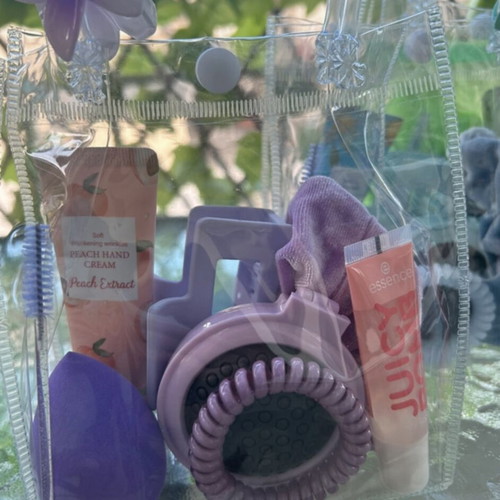 GiftBox beauty set in transparent bag with colorful details