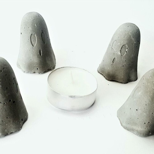 Set of 4 handmade cement ghost decorations