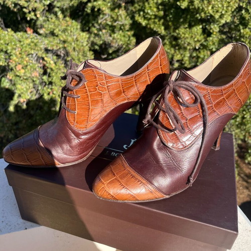 J. Bournazos brown ankle boots like new, two-tone design