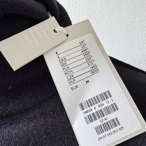 COS 100% merino wool turtleneck top, size M, navy