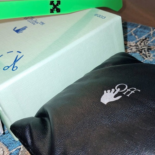 Off White sunglasses new, black and green