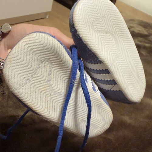 Baby shoes like new, soft and comfortable