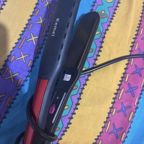 Kemei Hair Straightener like new