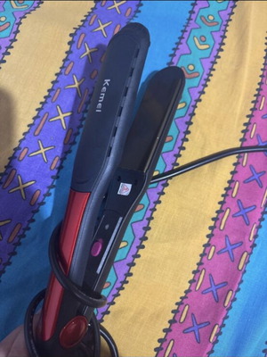Kemei Hair Straightener like new