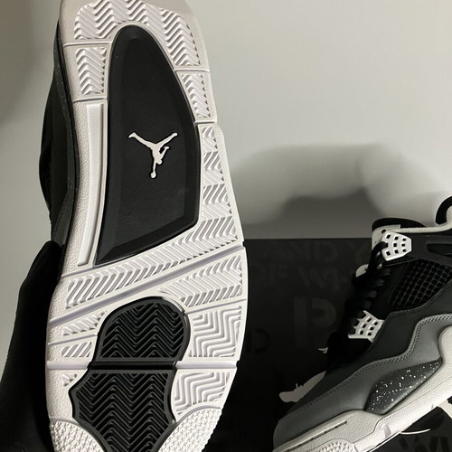 Jordan 4 Retro Fear (2024) sneakers, size 45