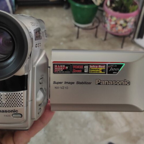 Panasonic NV-VZ10 Vintage Video Camera Like New
