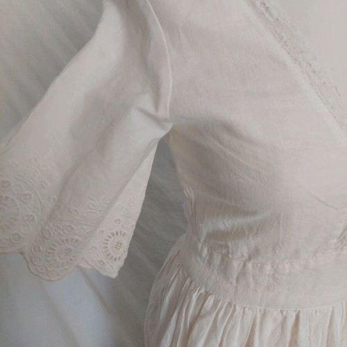 Zara romantic dress new, size Large, ecru