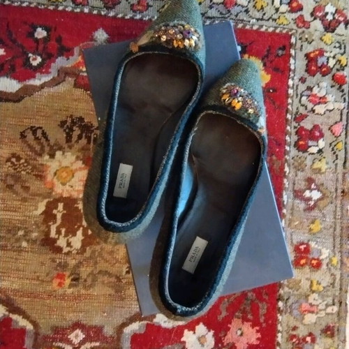 Prada pumps size 41 like new
