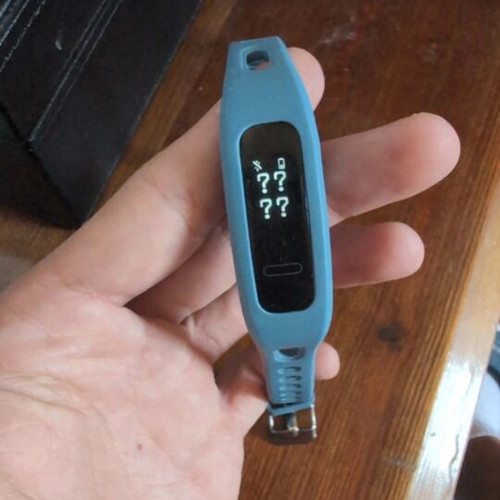 Huawei Band 3e like new with new strap and charger