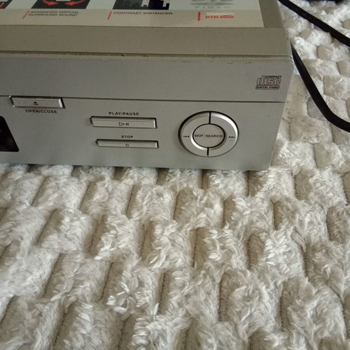 Thomson DTH500S DVD player, defective for repair or spare parts