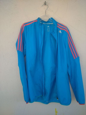 Adidas jacket medium unisex new in excellent condition