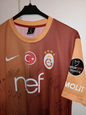 Galatasaray φανέλα εμφάνιση ποδοσφαίρου μεταχειρισμένη, Nike μέγεθος Large