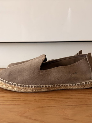 Manebi Mens Espadrilles like new, size 42