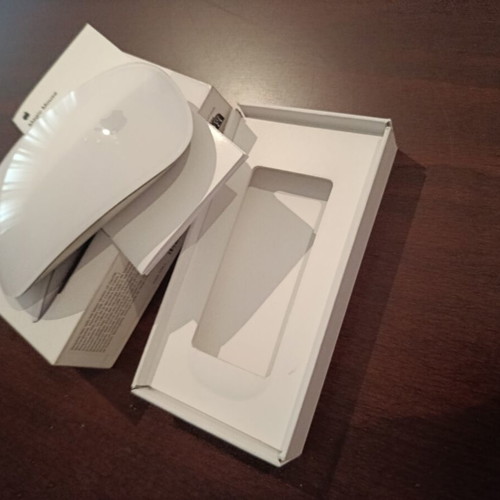 Magic Mouse 2nd Gen like new