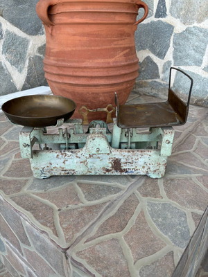 Old scale used from 1950-1960