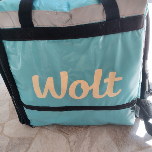 Wolt Delivery Large Box like new with strap for motorcycle