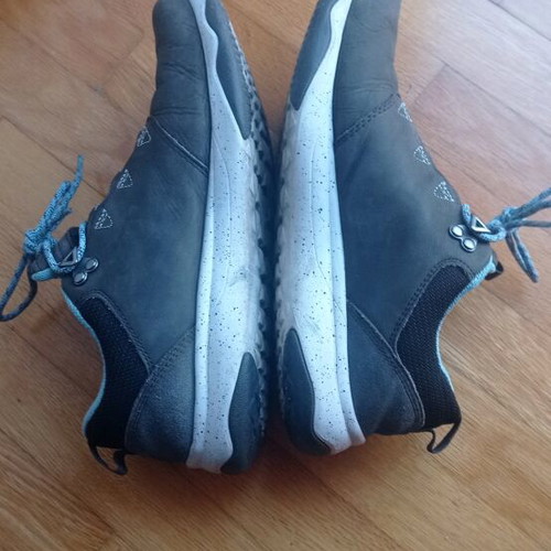 Teva leather athletic shoes used, waterproof, size 40