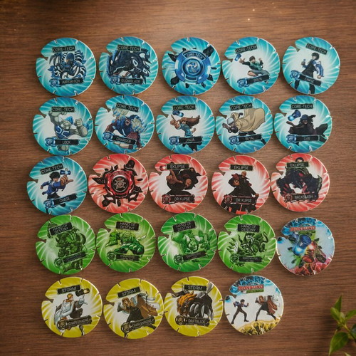 Monsuno plastic caps like new, set of 24 with 2 rare