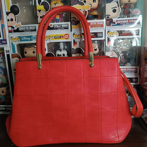 Handbag and shoulder bag like new, red, crossbody option