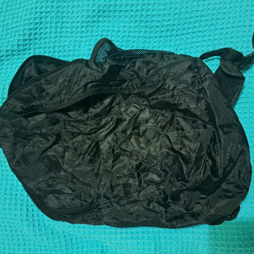 Puma backpack like new, black, lightweight and travel-friendly