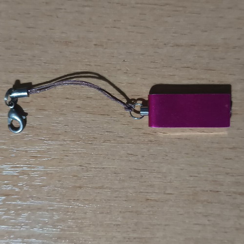 Mini USB Flash Drive PNY 8GB used, fuchsia metal with strap