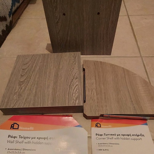 Wall shelves new with hidden support