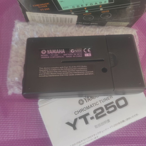 Yamaha YT-250 Chromatic Tuner new with battery