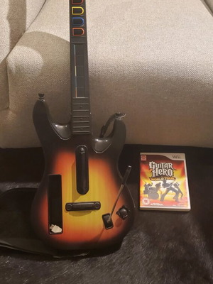 Guitar Hero 3 Guitar Wii like new with Guitar Hero World Tour game