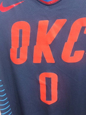 Φανέλα εμφάνιση Westbrook Oklahoma City μεταχειρισμένη με μικροατέλειες