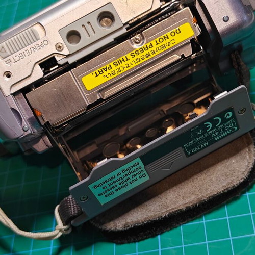 Canon MV700 MiniDV camcorder used with cassette door issue