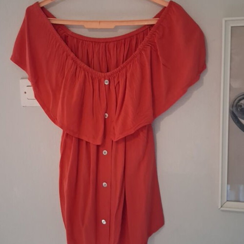 Coral blouse shirt style top like new