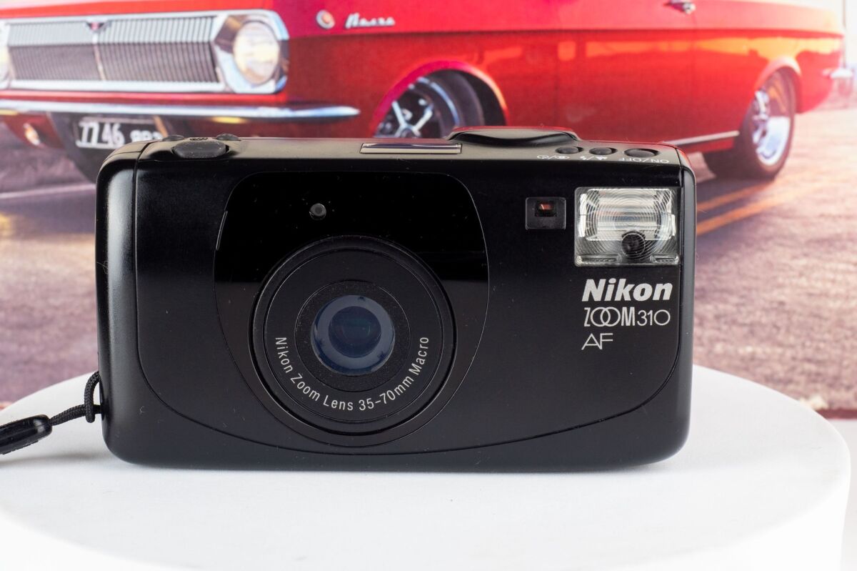 Nikon Zoom 310 AF 35mm Film Camera used - € 120,00 - Vendora.cy