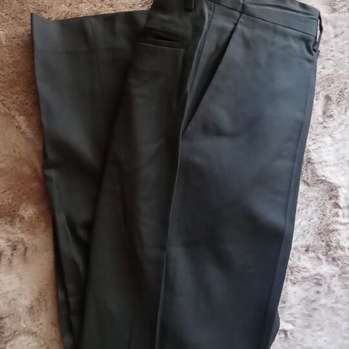 Bizzaro men's suit like new, black