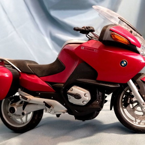 AUTOart BMW R 1200 RT 1:10 Diecast Collectible Motorcycle Like New