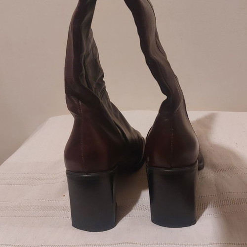 Women's Bordeaux leather boots size 41 used